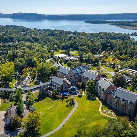 Windrose On Hudson Hotel Ossining Exterior foto